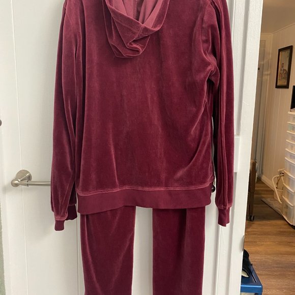 St Johns Bay Active Petite Sweatsuit Set Maroon Velour Comfy - Picture 5 of 5